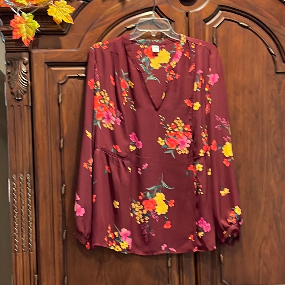 Boho style floral blouse, worn once. EUC